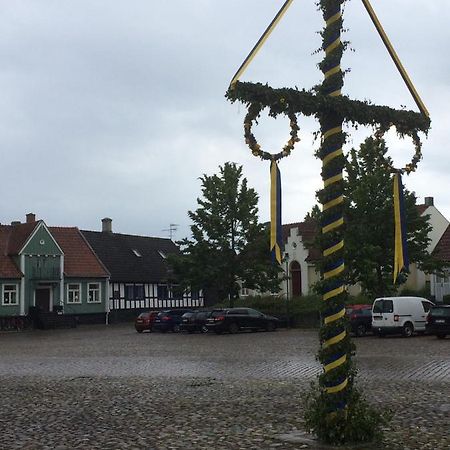 Gardshus Torget Ahus Villa ภายนอก รูปภาพ