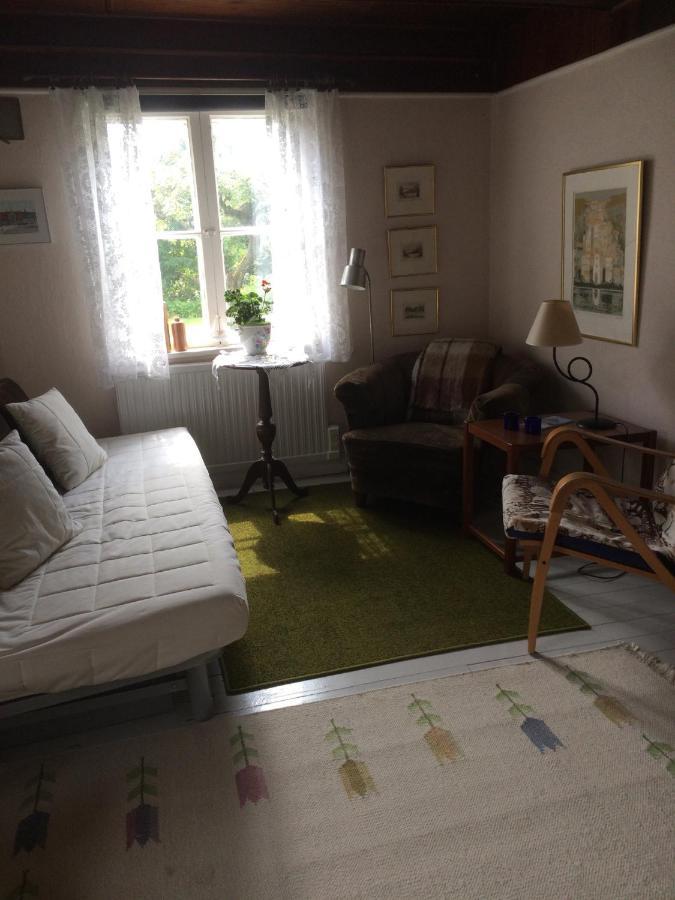 Gardshus Torget Ahus Villa ภายนอก รูปภาพ