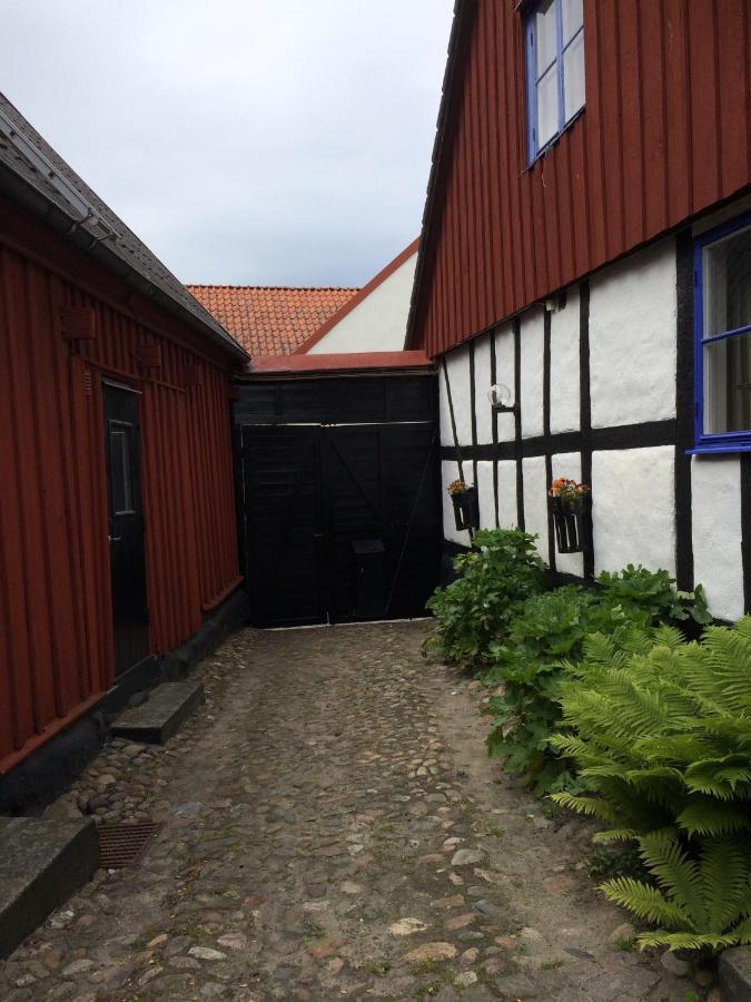 Gardshus Torget Ahus Villa ภายนอก รูปภาพ