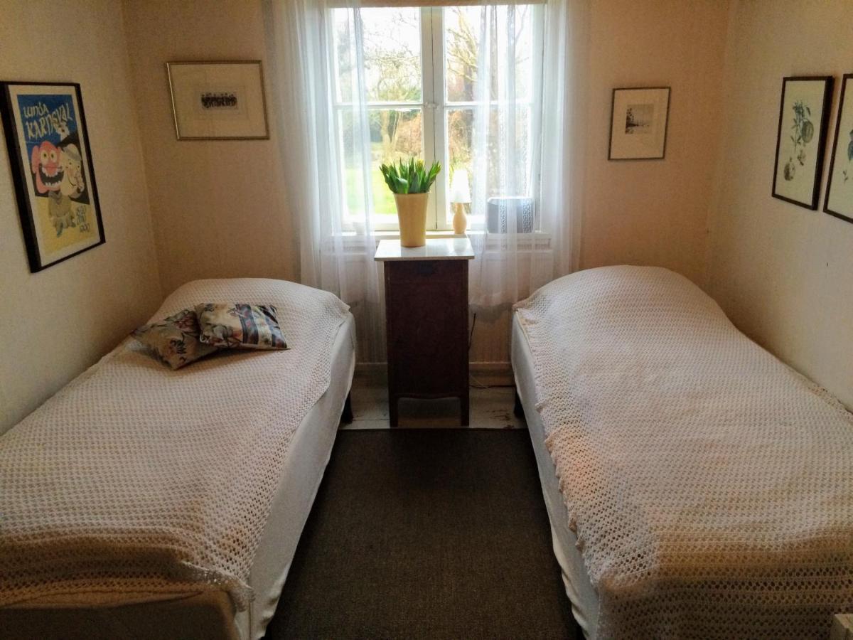 Gardshus Torget Ahus Villa ภายนอก รูปภาพ